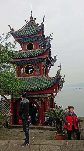 2017-04-03_151355 china-2017.jpg - Jangtse - Rote Pagode